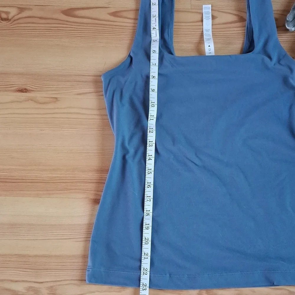 Rae Mode 3 Piece Set Blue Pullover Small, Shorts and Tank Large SEE Discription - Picture 7 of 10